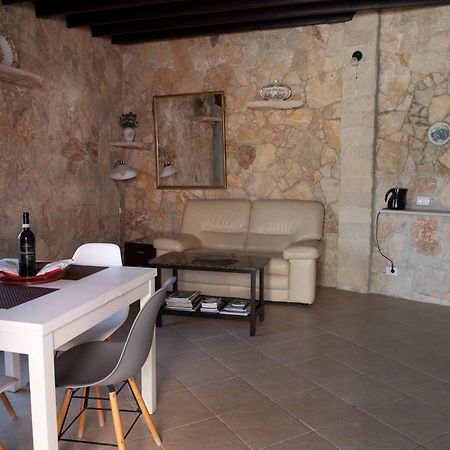 Vila Elmani Pozzallo Exteriér fotografie