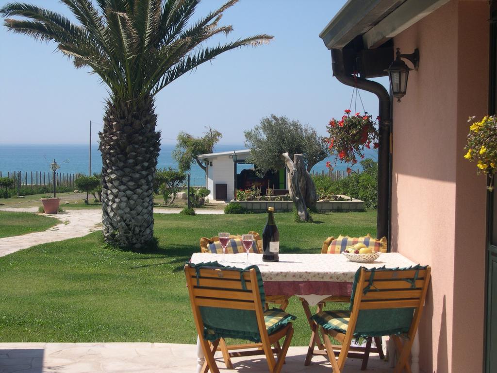Vila Elmani Pozzallo Exteriér fotografie